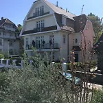 Apartment Am