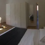 Am Apartment *